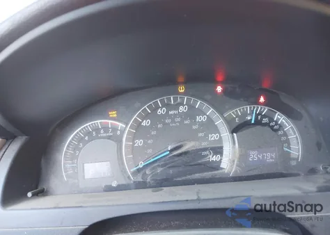 2014 Toyota Camry Se z USA, uszkodzony, nr VIN 4T1BF1FK5EU837862